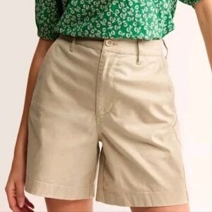 Boden Bermuda Women's Tan Shorts